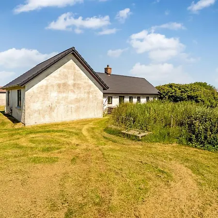 Jorek - 700m From The Sea By Interhome *